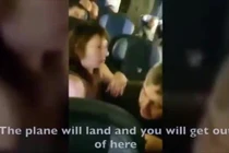 Cặp đôi thản nhiên làm "chuyện ấy" trên máy bay, bị tiếp viên can thiệp