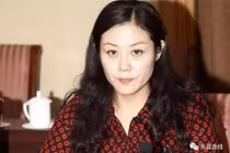 Nữ quan tham dâm đãng bậc nhất TQ ngủ với 40 sếp để thăng tiến