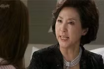 Bị mẹ chồng xúc phạm khi 3 lần sinh con gái, nàng dâu bật lại nhẹ nhàng