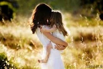 Phật dạy: Người mẹ là viên minh châu quý giá nhất thế gian