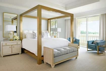 “Đột nhập” khu nghỉ dưỡng của ông Trump suýt là nơi tổ chức G7