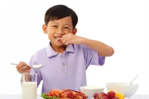 Bác sĩ dinh dưỡng chia sẻ bí kíp giúp tăng chiều cao cho con