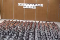 Cụ ông "trả thù đời" bằng cách ăn trộm 200 chiếc yên xe đạp