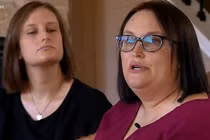 Xét nghiệm ADN, hai chị em phát hiện sự thật về bác sĩ chữa vô sinh cho mẹ