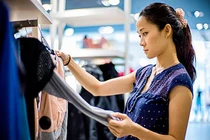 7 thói quen chi tiêu khiến tiền đội nón ra đi, nghèo triền miên