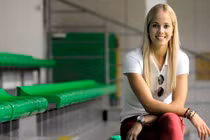 8X thấy phiền khi được mệnh danh ‘cầu thủ bóng rổ đẹp nhất thế giới’