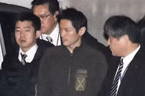 Kinh hãi sự thật bố gọi cấp cứu báo con trai chết đuối trong bồn tắm