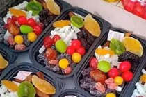 Mứt Tết cao cấp nhưng giá lại rẻ đến giật mình, nhiều người vẫn mua