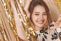 Ba ngọc nữ cover nhạc nổi tiếng nhờ nhan sắc ngọt ngào