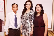 Diễm Hương tự hào đăng ảnh bố mẹ bỏ lại phía sau quá khứ bị từ mặt