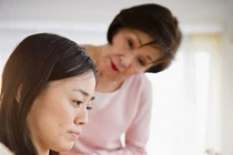 Bắt quả tang con dâu đi nhà nghỉ, sững sờ khi nhìn thấy kẻ thứ 3