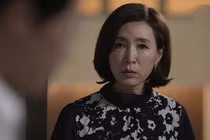 Ngày tôi sinh con, mẹ chồng từ đâu trở về khóc lóc xin tha thứ