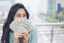 Bao nhiêu tiền cũng vẫn thấy nghèo, học ngay cách giúp mình giàu có hơn