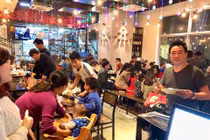 Thu 400 triệu/tháng từ bán cơm văn phòng tại Hà Nội