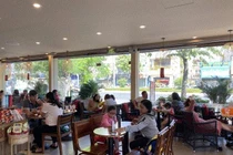 Hét giá ngày Tết, thịt bò 700 ngàn/kg, đĩa cơm và tô hủ tiếu 500 ngàn