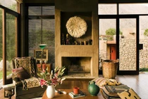 Nhà gỗ đất sét ngoài nhìn đơn giản trong có vẻ đẹp "gây nghiện"