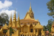 Chùa Vàm Ray – Ngôi chùa Khmer lớn nhất Việt Nam