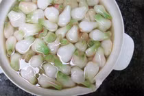 Cách muối hành ngon nhất, ăn chống ngấy ngày Tết