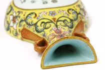 Mua bình hoa giá 30.000, "vớ bẫm" kho báu 2 tỷ đồng 