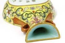 Mua bình hoa giá 30.000, "vớ bẫm" kho báu 2 tỷ đồng 