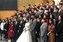 Lee Min Ho đẹp tựa thần trong đám cưới bạn thân, che mờ chú rể