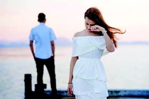 Vợ quyết định ly dị ngay khi con gái vừa đầy tháng