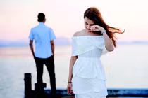 Vợ quyết định ly dị ngay khi con gái vừa đầy tháng