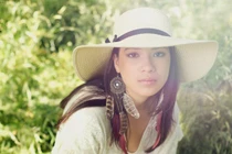 Em chồng tôi nhất quyết đòi lấy anh hàng xóm kém "bản lĩnh"