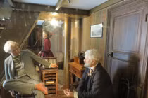 Bí mật căn hộ trên đỉnh tháp Eiffel