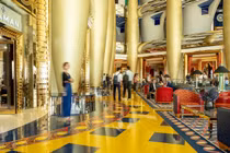 Bên trong khách sạn 1 tỷ USD sang trọng nhất thế giới