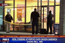 Ẩu đả vì chen hàng mua bánh mì gà, thực khách nam bị đâm chết