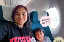 'Hot Youtuber' Quỳnh Trần JP và bé Sa đang trên đường về Việt Nam