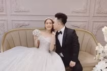 Bạn gái 17 tuổi của 'streamer rich kid' Xemesis khoe mặc váy cô dâu