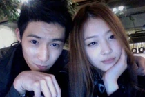 Thương em gái mới qua đời, anh trai Sulli tung bằng chứng vạch trần bố đẻ