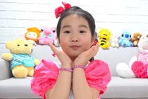 Không phải rich kid, bé gái 6 tuổi tự kiếm tiền và tậu nhà 185 tỷ gây "sốt"