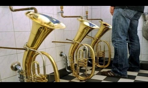 Các kiểu toilet kỳ dị không tưởng nổi