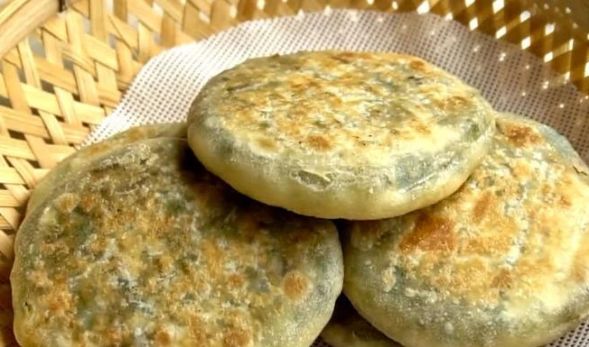 Bánh bí đỏ lạ miệng, bé ăn tem tẻm, lại tăng cường đề kháng 