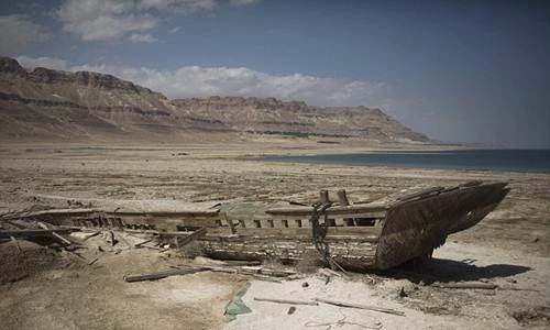 Hình ảnh ám ảnh Biển Chết đang dần chết