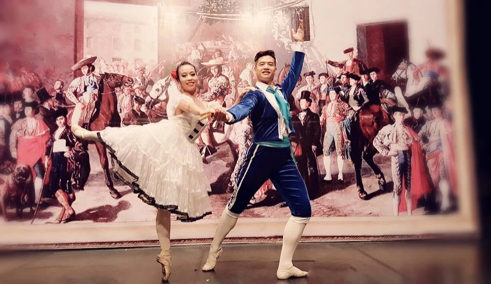 Hoàng tử ba lê Việt Nam chỉ cách làm đẹp khiến chàng “đổ xiêu vẹo“