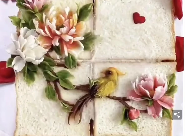 Trang trí bánh mì sống động, nghệ nhân khiến thực khách không nỡ ăn