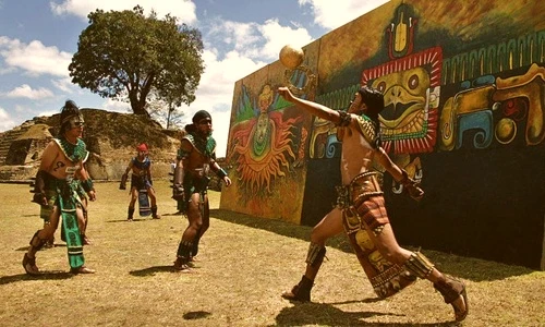 Sự thật huyền bí tàn tích sân bóng cổ của người Maya