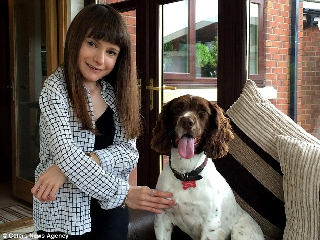 Thương tâm cô gái mắc chứng bệnh xương hóa đá kỳ lạ