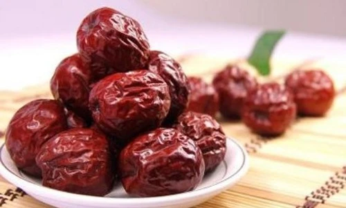 Công dụng của quả táo đỏ được chị em mua rần rần biếu Tết