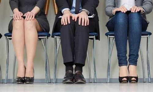 Thói quen cực sai lầm khiến tiền bạc "đội nón ra đi"