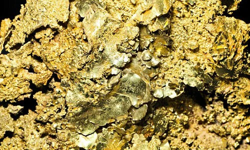 Vàng và bạch kim trên Trái Đất đến từ hành tinh khác?