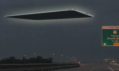 Nhân chứng Ấn Độ kể lại lần giáp mặt UFO biến hình