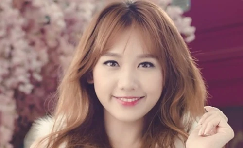 Bí quyết làm đẹp để trẻ mãi với thời gian của Hari Won