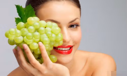 5 chiêu làm đẹp da từ quả nho chín không phải ai cũng biết