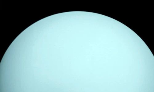 Sự thật bất ngờ về Sao Thiên Vương - gã khổng lồ trong Hệ mặt trời 