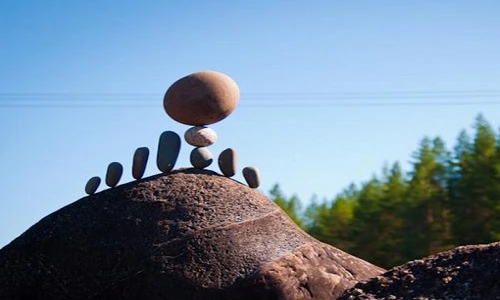 Kinh ngạc các tác phẩm nghệ thuật thăng bằng từ đá